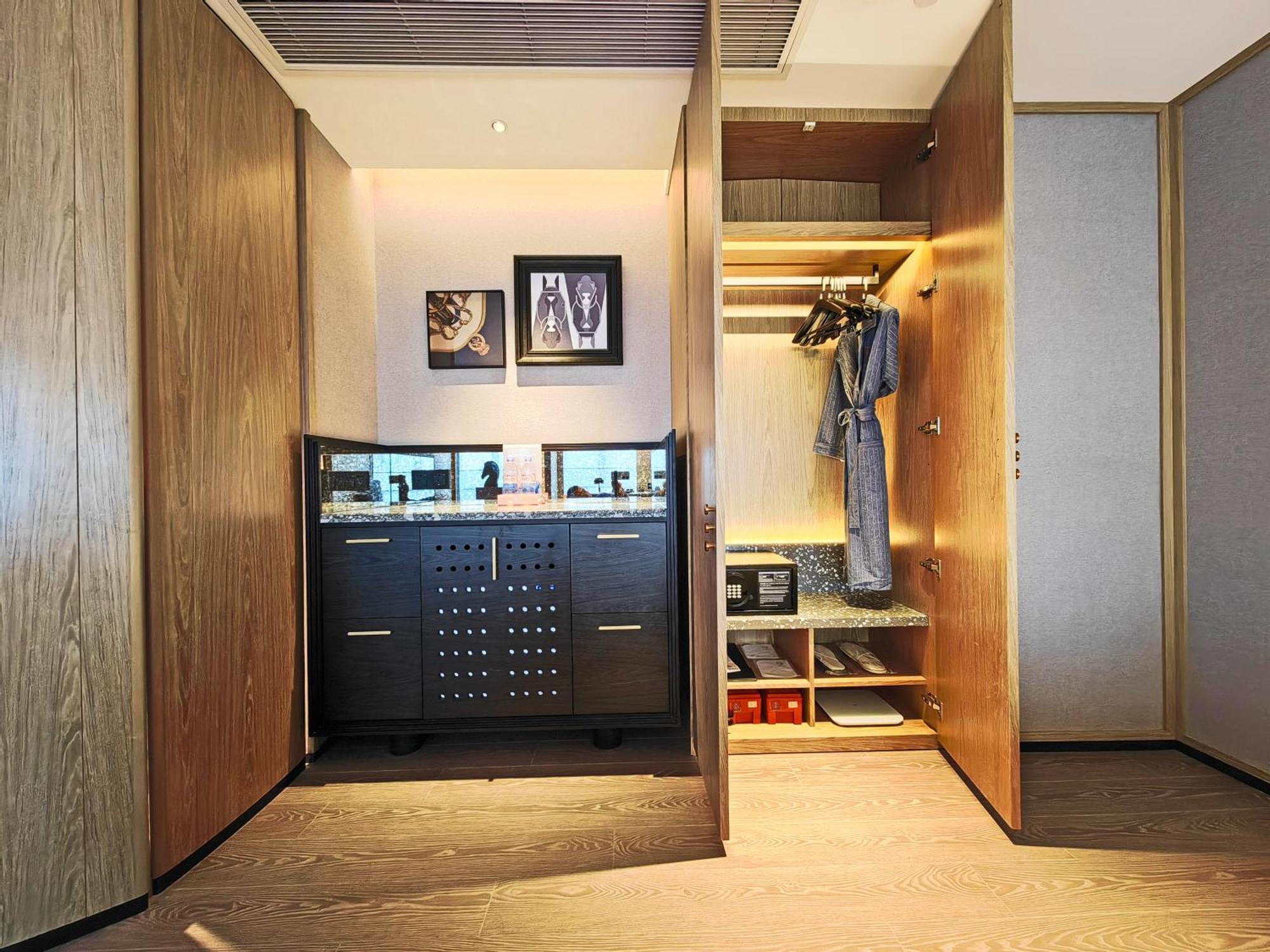 Arthur Hotel Luogang Xiangang Metro Guangzhou-Free Shuttle Bus For Canton Fair&Free Breakfast And Afternoon Tea Exterior foto